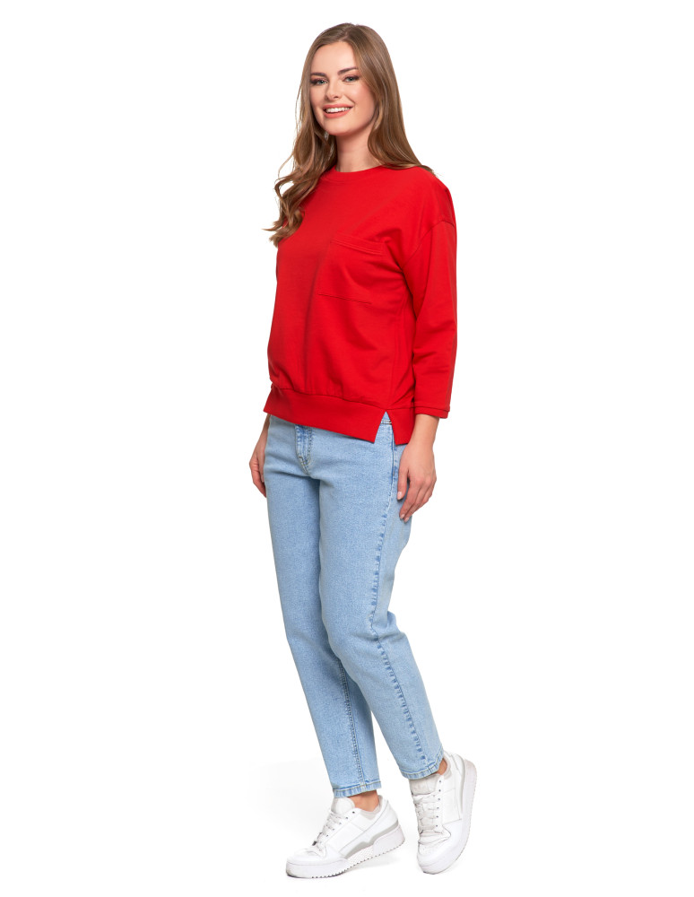 Bluzy - Bluza damska z kieszonką o luźnym kroju CZERWONY - produkt moraj.pl 2