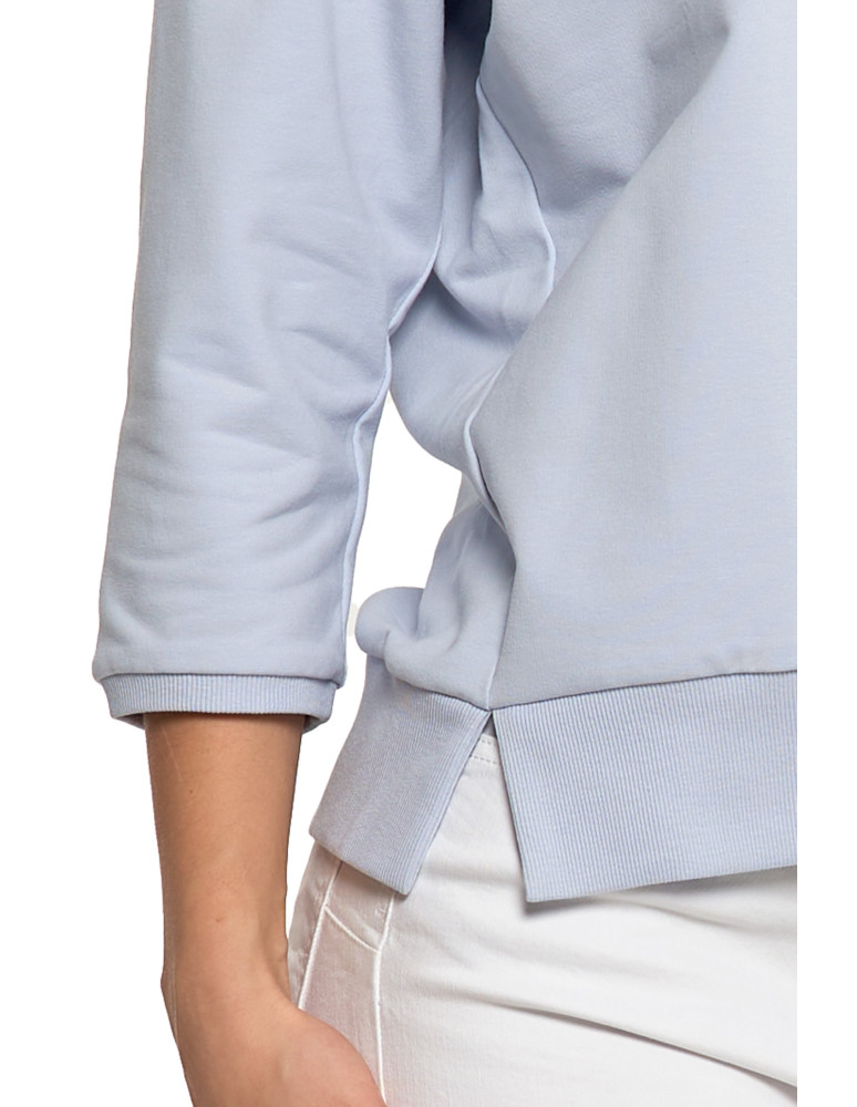 Bluzy - Bluza dresowa damska z rękawem 3/4 i rozcięciem po bokach JASNY NIEBIESKI - produkt moraj.pl 4