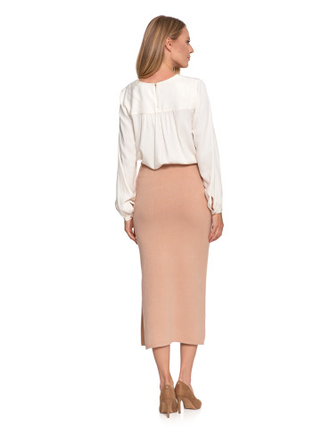 Spódnice - Damska spódnica sweterkowa midi z rozcięciem BEŻOWY - produkt 9