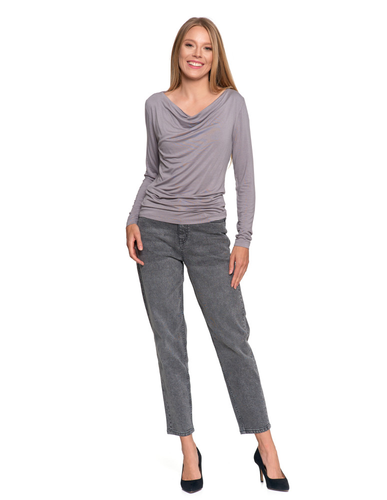 Bluzki i koszule - Bluzka damska z wiskozy z długim rękawem i dekoltem w łódkę SZARY - produkt moraj.pl 4