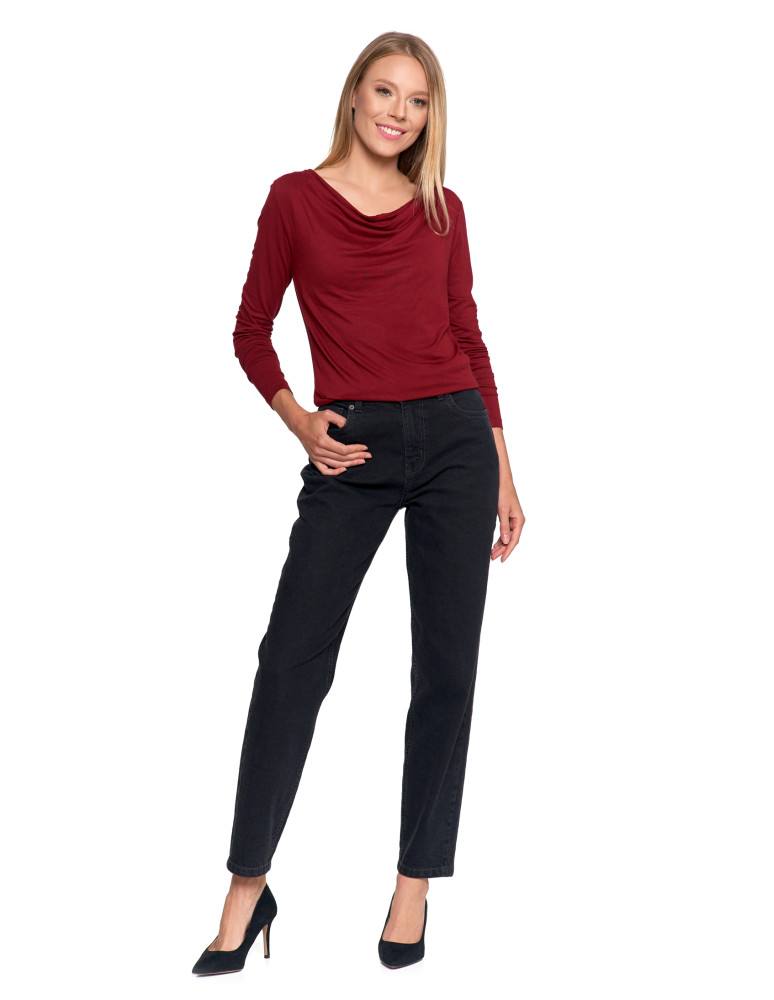 Bluzki i koszule - Bluzka damska z wiskozy z długim rękawem i dekoltem w łódkę CZERWONY - produkt moraj.pl 6