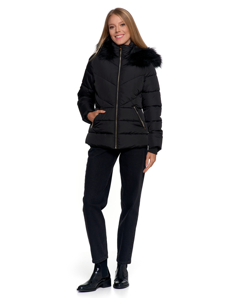 Odzież wierzchnia - Damska kurtka pikowana z futerkiem CZARNY - produkt moraj.pl 8