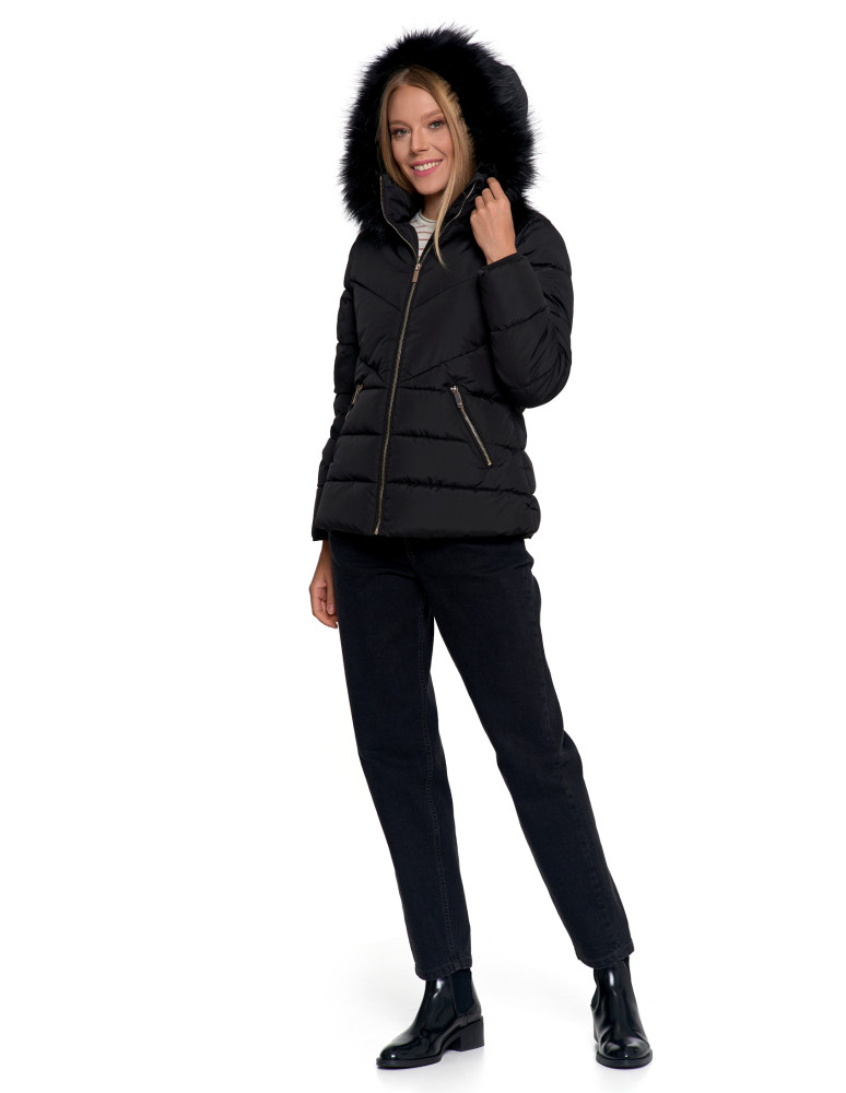 Odzież wierzchnia - Damska kurtka pikowana z futerkiem CZARNY - produkt moraj.pl 10