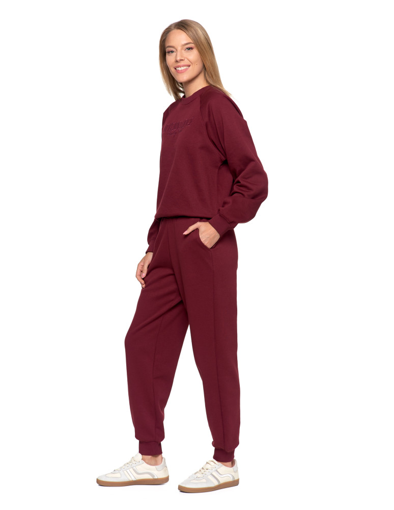 Bluzy - Bluza damska dresowa z haftem ocieplana BORDOWY - produkt moraj.pl 10