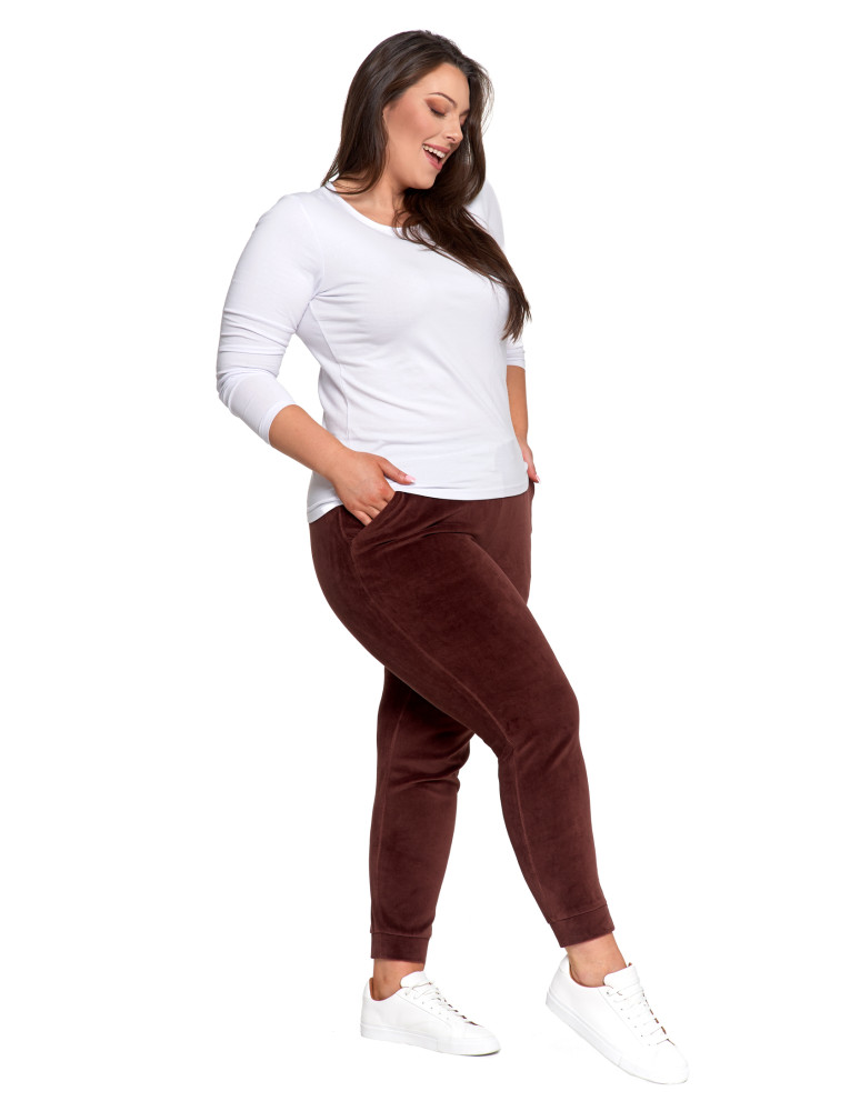 Spodnie - Damskie spodnie dresowe welurowe z bawełny BRĄZOWY - produkt moraj.pl 6