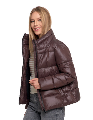 Odzież wierzchnia - Damska kurtka pikowana krótka z wysoką stójką BRĄZOWY - produkt 11