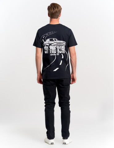 Koszulki, topy, koszule - Męska koszulka bawełniana z nadrukiem samochodu CZARNY - produkt 12