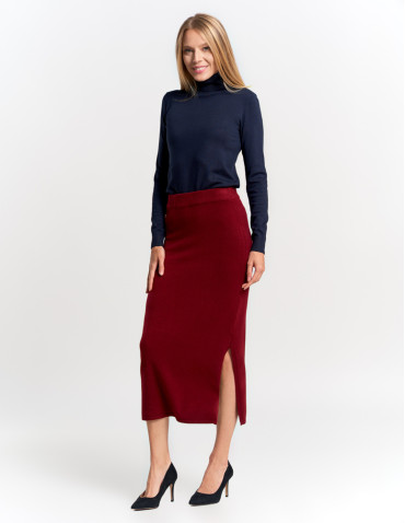 Spódnice - Damska spódnica sweterkowa midi z rozcięciem CZERWONY - produkt 12
