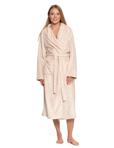 Szlafroki - Ciepły szlafrok damski długi z tłoczonym wzorem BEŻOWY - produkt 6