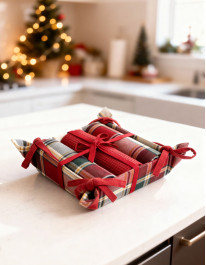 Zestaw świątecznych ściereczek kuchennych w koszyczku 3-pak