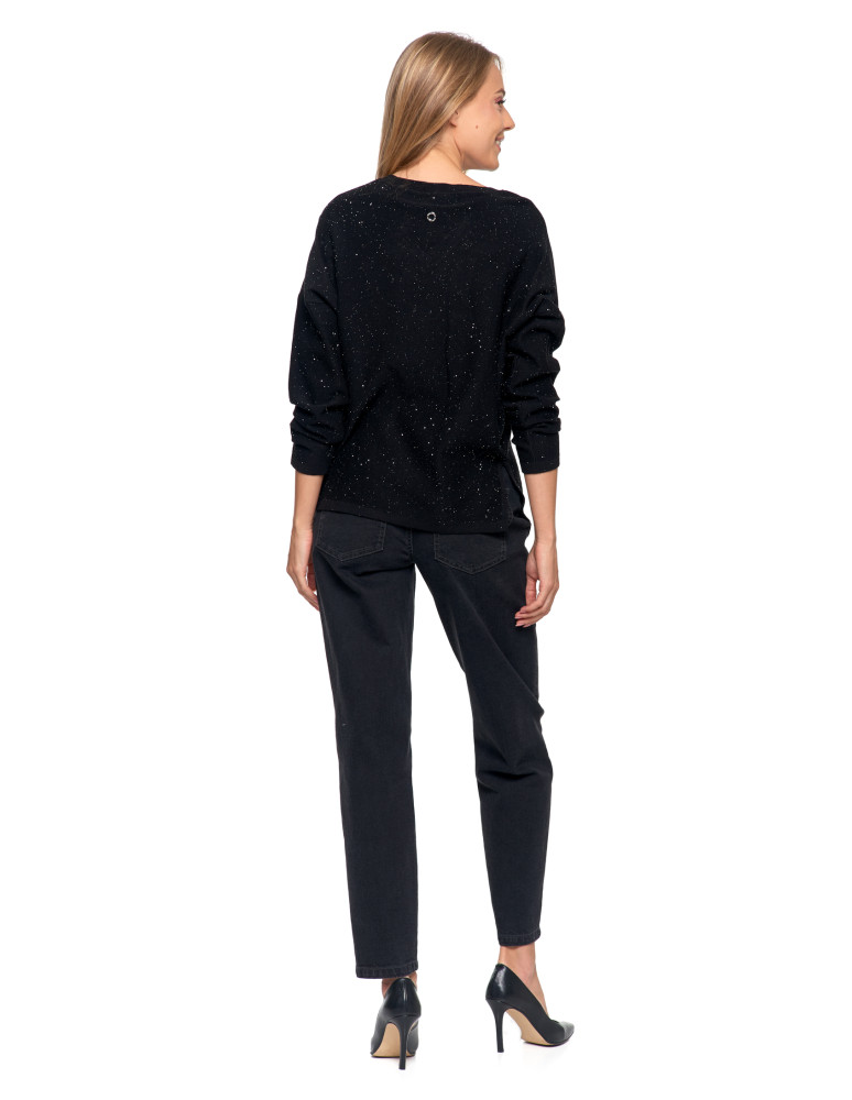 Swetry - Sweter damski z wiskozy o luźnym kroju i cekinami CZARNY - produkt moraj.pl 7
