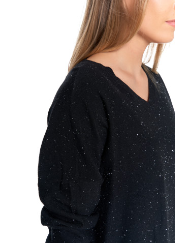 Swetry - Sweter damski z wiskozy o luźnym kroju i cekinami CZARNY - produkt 4