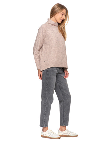 Swetry - Sweter damski z golfem i wydłużonym tyłem BEŻOWY - produkt 7