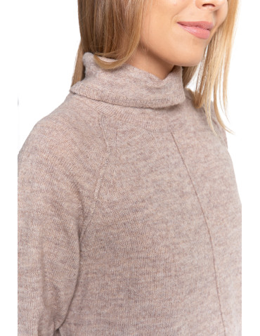 Swetry - Sweter damski z golfem i wydłużonym tyłem BEŻOWY - produkt 4