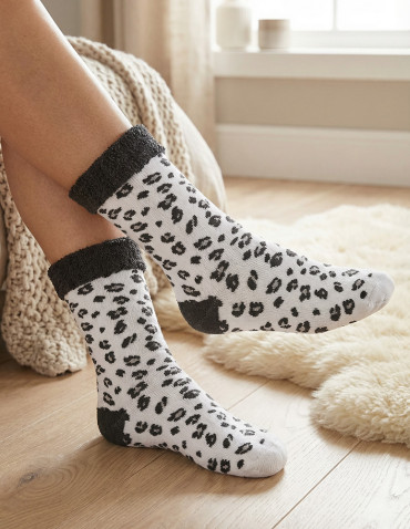 Długie - Skarpety damskie ciepłe długie frotte w panterkę 3-pak WIELOKOLOROWY - produkt 7