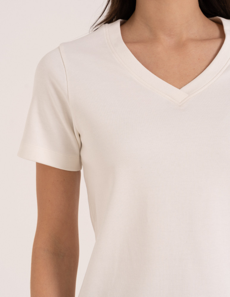 Koszulki i topy - T-shirt damski z dekoltem w serek z dzianiny BIAŁY  - produkt moraj.pl 2