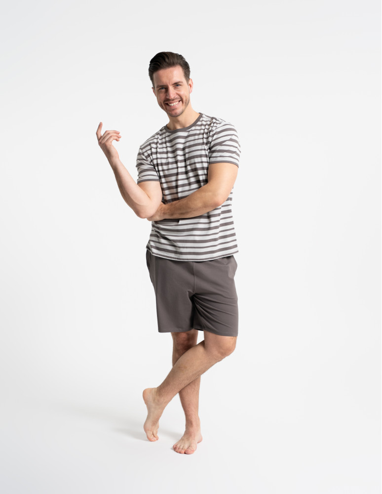 Piżamy z krótkim rękawem - Męska piżama z krótkim rękawem w paski i spodenkami WZÓR 1 - produkt moraj.pl 6