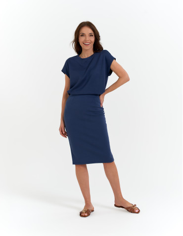 Bluzka damska o klasycznym kroju z wiskozą