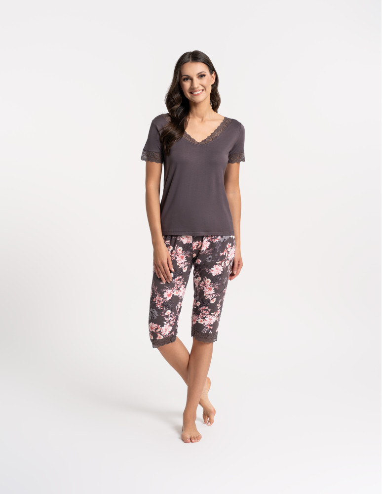 Piżamy z krótkim rękawem - Piżama damska dwuczęściowa z wiskozy WZÓR 1  - produkt moraj.pl 9