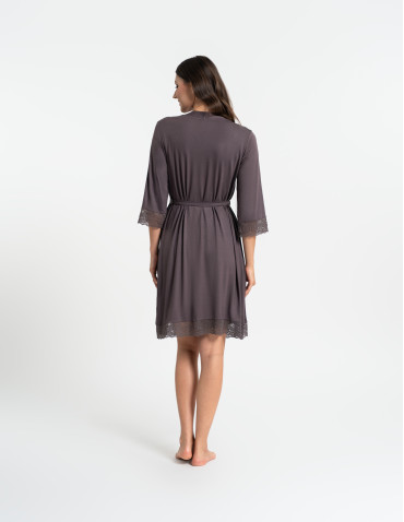 Nowości - Szlafrok damski cienki z wiskozy z koronkowym wykończeniem WZÓR 1 - produkt 12