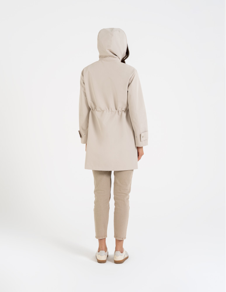 Kurtki i kamizelki - Kurtka damska parka przeciwdeszczowa z kapturem BEŻOWY  - produkt moraj.pl 9
