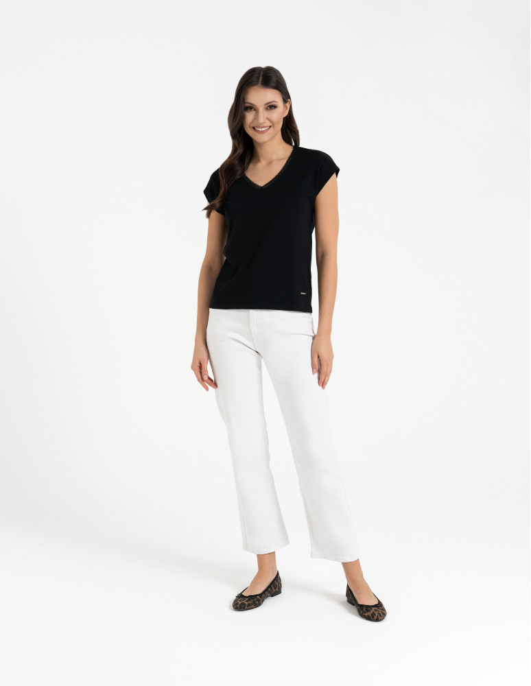 Bluzki i koszule - Bluzka damska bawełniana z koronkowym dekoltem CZARNY - produkt moraj.pl 1