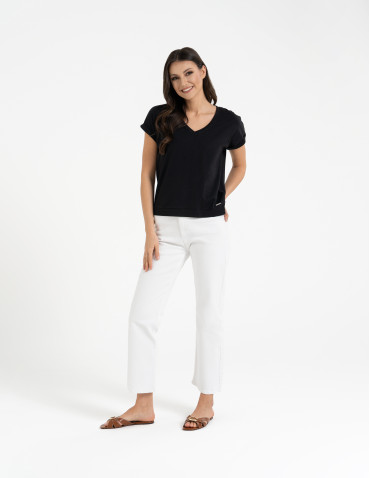 Koszulki i T-shirty - Bawełniana bluzka damska z domieszką modalu i dekoltem V CZARNY - produkt 1