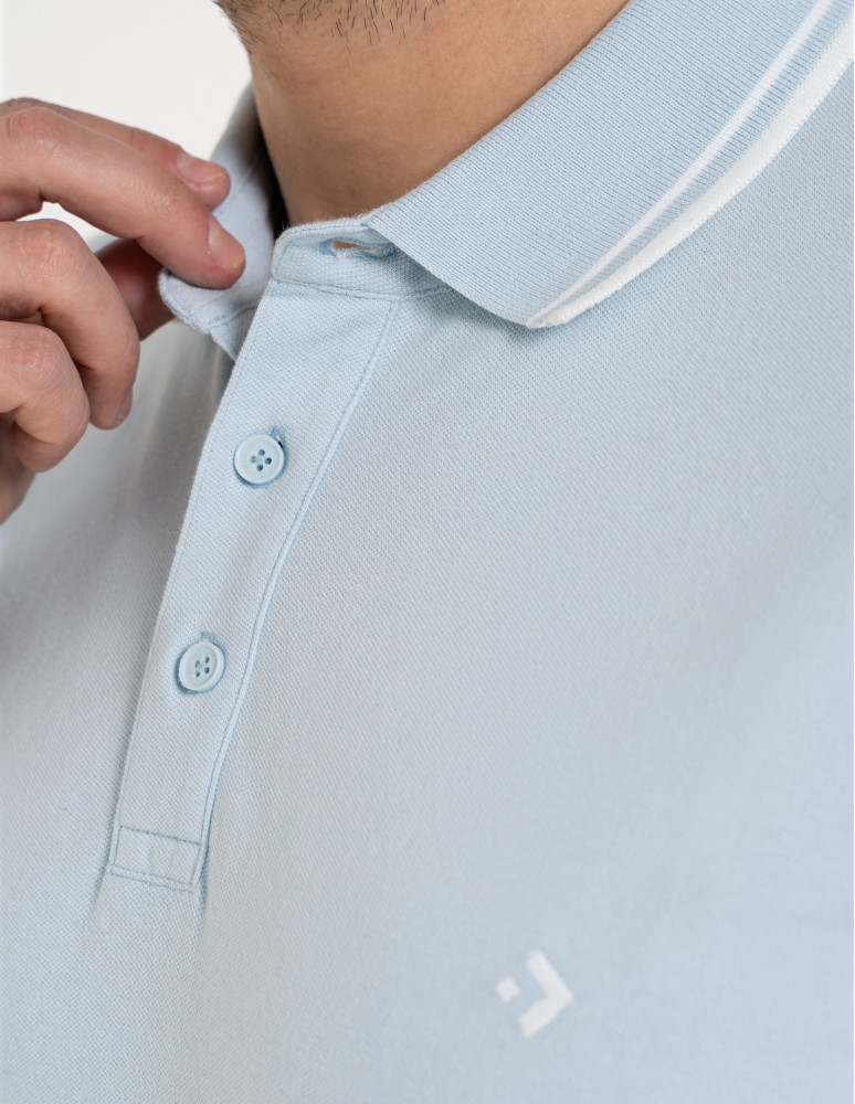 Polo - Męska koszulka polo z kolorowym paskiem na kołnierzu NIEBIESKI  - produkt moraj.pl 2