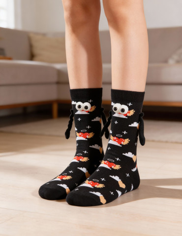 Skarpetki długie - Zabawne skarpety damskie Friendsy z magnetycznymi rączkami WZÓR 1 - produkt 4