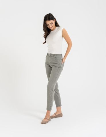 Spodnie damskie - Damskie spodnie jeansowe mom fit JASNY ZIELONY - produkt 12