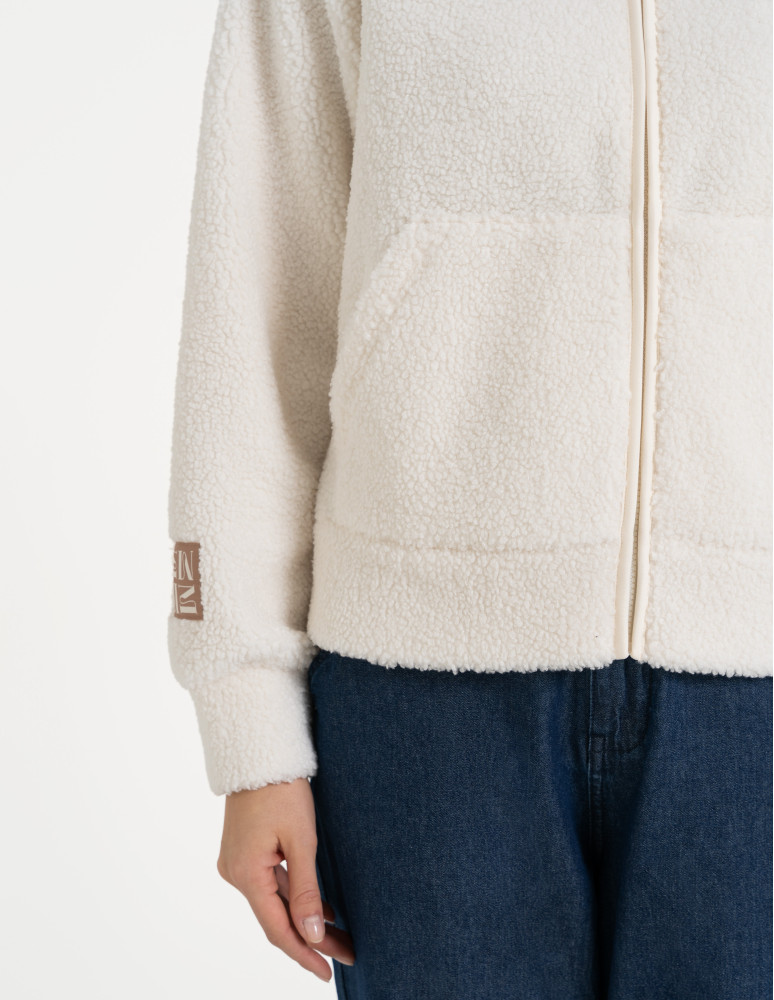 Bluzy damskie - Bluza damska sherpa ze stójką KREMOWY - produkt moraj.pl 3