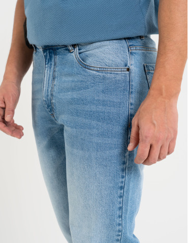 Spodnie męskie - Męskie jeansy klasyczne spodnie JASNY NIEBIESKI  - produkt 6