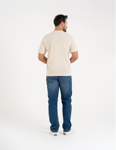 Koszulki i Tank Topy - Męska koszulka z krótkim rękawem o regularnym kroju z printem BEŻOWY - produkt 6