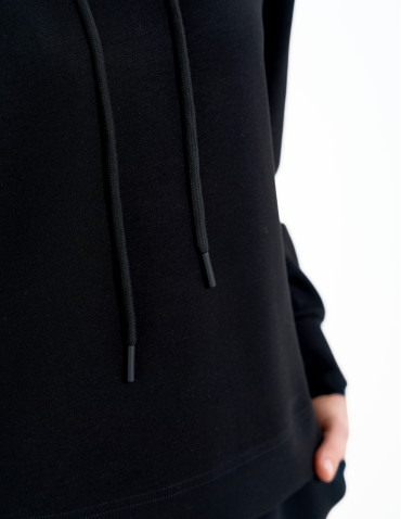 Bluzy damskie - Damska bluza wkładana przez głowę z kapturem CZARNY - produkt 5