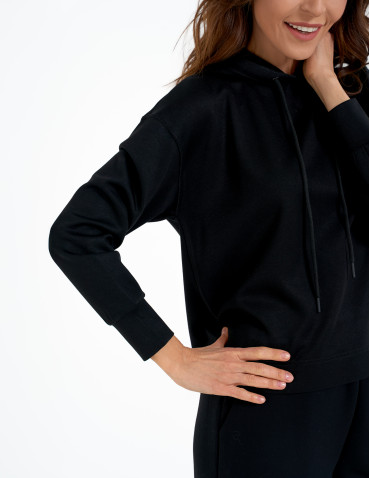 Bluzy damskie - Damska bluza wkładana przez głowę z kapturem CZARNY - produkt 7