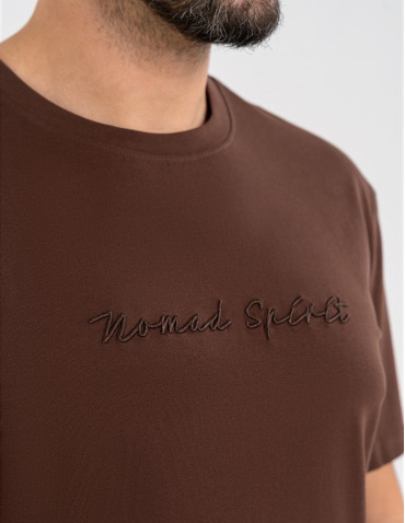 T-shirt męski bawełniany z haftowanym napisem o klasycznym kroju - BRĄZOWY  - produkt 2