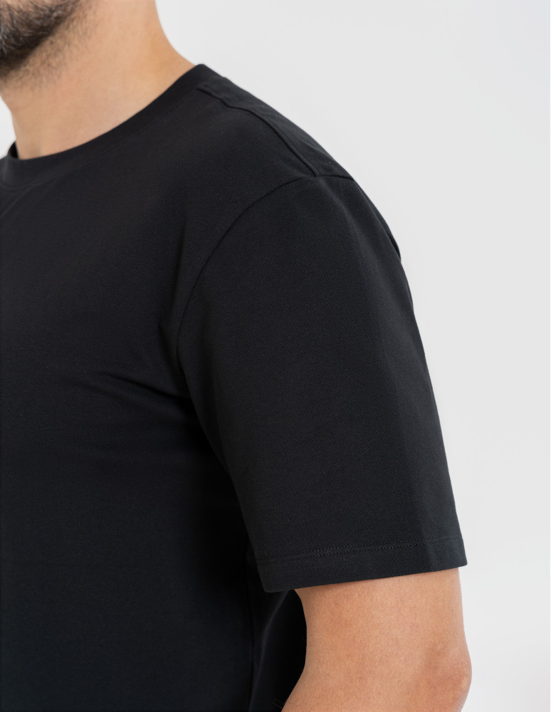 Koszulki i Tank Topy - Koszulka męska t-shirt z bawełny czesanej CZARNY  - produkt moraj.pl 2