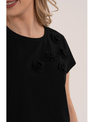 Bluzka damska bawełniana z krótkim rękawem i aplikacją 3D kwiatów - CZARNY  - produkt 2