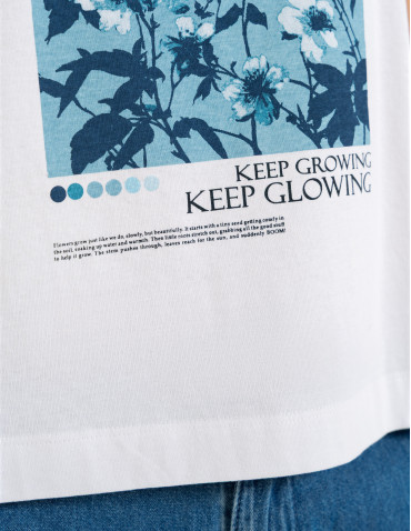 Koszulki z krótkim rękawem - Koszulka damska bawełniana z krótkim rękawem i nadrukiem WZÓR 1 - produkt 3