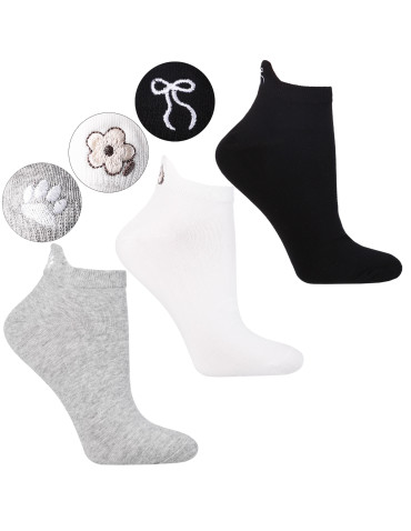 Skarpetki damskie stopki z zapiętką i haftem 3-pak