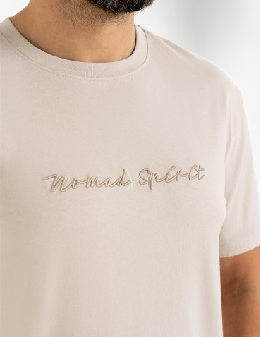 T-shirt męski bawełniany z haftowanym napisem o klasycznym kroju  - produkt 2