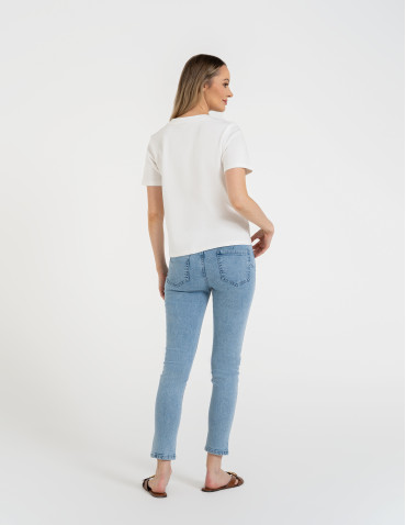 Koszulki z krótkim rękawem - T-shirt damski bawełniany gładki o klasycznym kroju BIAŁY - produkt 9