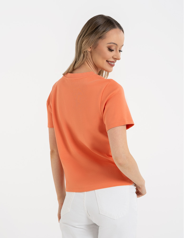 Koszulki z krótkim rękawem - T-shirt damski bawełniany gładki o klasycznym kroju POMARAŃCZOWY  - produkt moraj.pl 2