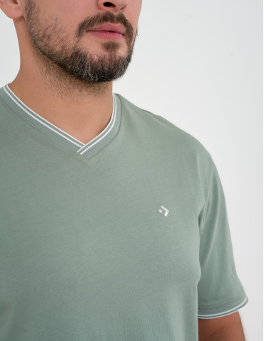 Męska koszulka z krótkim rękawem z dekoltem V  - produkt 2