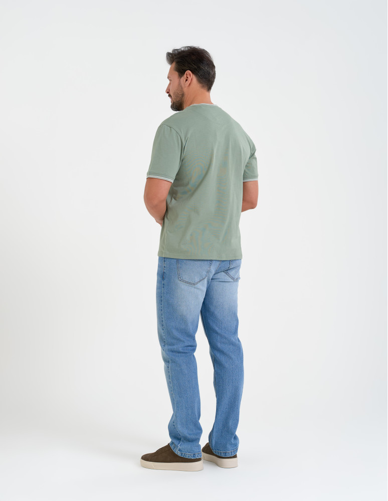 Koszulki z krótkim rękawem - Męska koszulka z krótkim rękawem z dekoltem V ZIELONY  - produkt moraj.pl 8