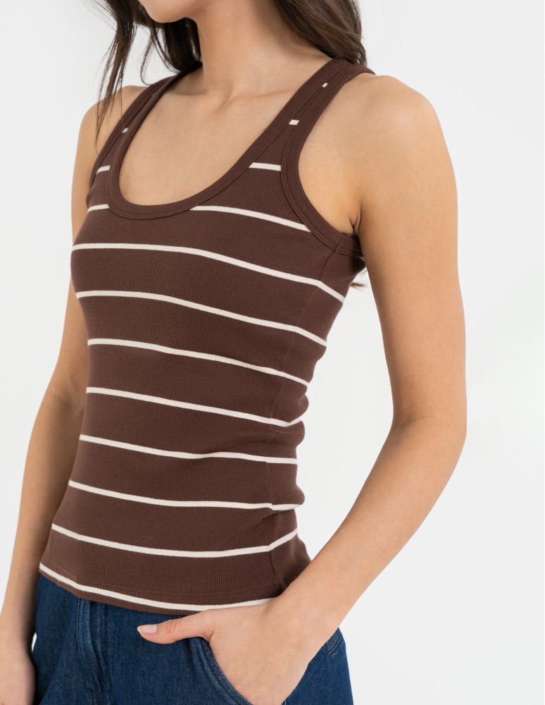 Topy na ramiączkach - Damska koszulka tank top w prążek bawełniana BRĄZOWY  - produkt moraj.pl 8