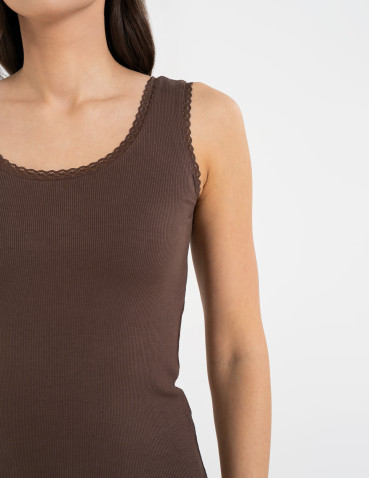 Topy na ramiączkach - Top damski bez rękawów z koronkowym wykończeniem BRĄZOWY - produkt 2
