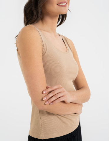 Topy na ramiączkach - Top damski bez rękawów z koronkowym wykończeniem MOKKA - produkt 5