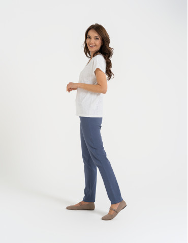 Bluzki z krótkim rękawem - Bluzka damska ażurowa z ozdobnym wycięciem na plecach BIAŁY - produkt 4