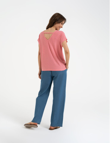 Bluzki z krótkim rękawem - Bluzka damska ażurowa z ozdobnym wycięciem na plecach RÓŻOWY - produkt 7